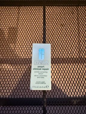 .17oz Clinique Smart Clinical Repair Wrinkle Correcting Serum